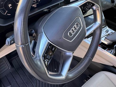 Used 2019 Audi e-tron Premium Plus image 10