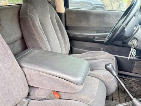 Used 2003 Dodge Dakota SLT image 11