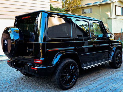 Used 2023 Mercedes-Benz G 550 image 11