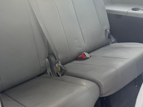 Used 2015 Toyota Sienna XLE image 12