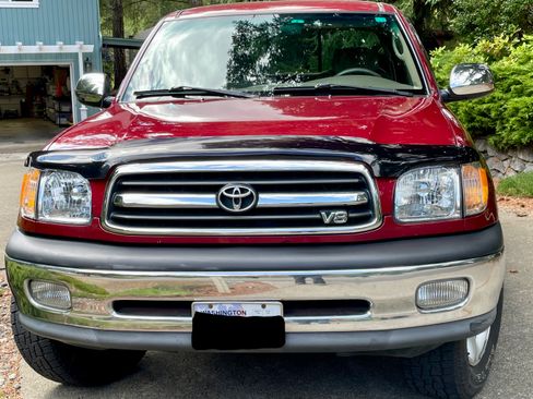 Used 2000 Toyota Tundra SR5 w/ Convenience Pkg AWD/4WD image 5