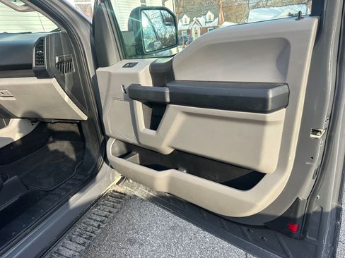 Used 2018 Ford F150 XL w/ Equipment Group 101A Mid image 11