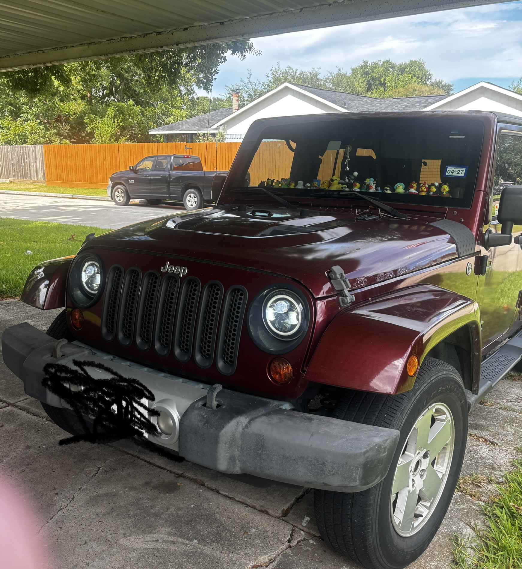 Used 2010 Jeep Wrangler Unlimited Sahara w/ Dual Top Group AWD/4WD image 1