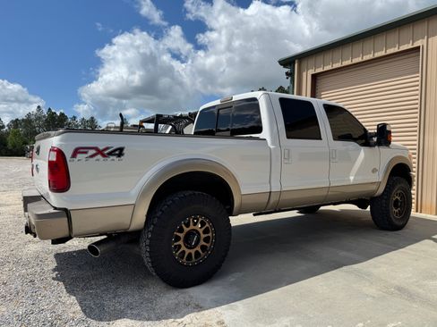 Used 2012 Ford F250 King Ranch w/ King Ranch w/Chrome Pkg image 5