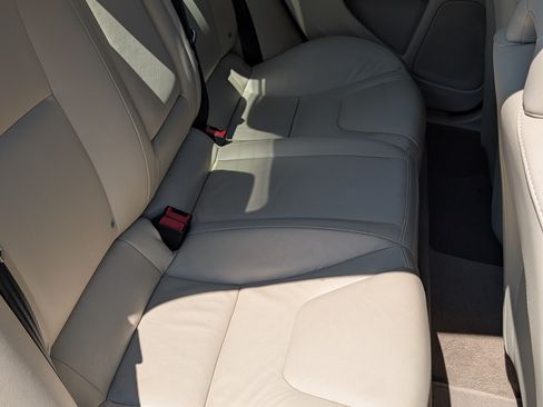 Used 2013 Volvo S60 T5 image 14