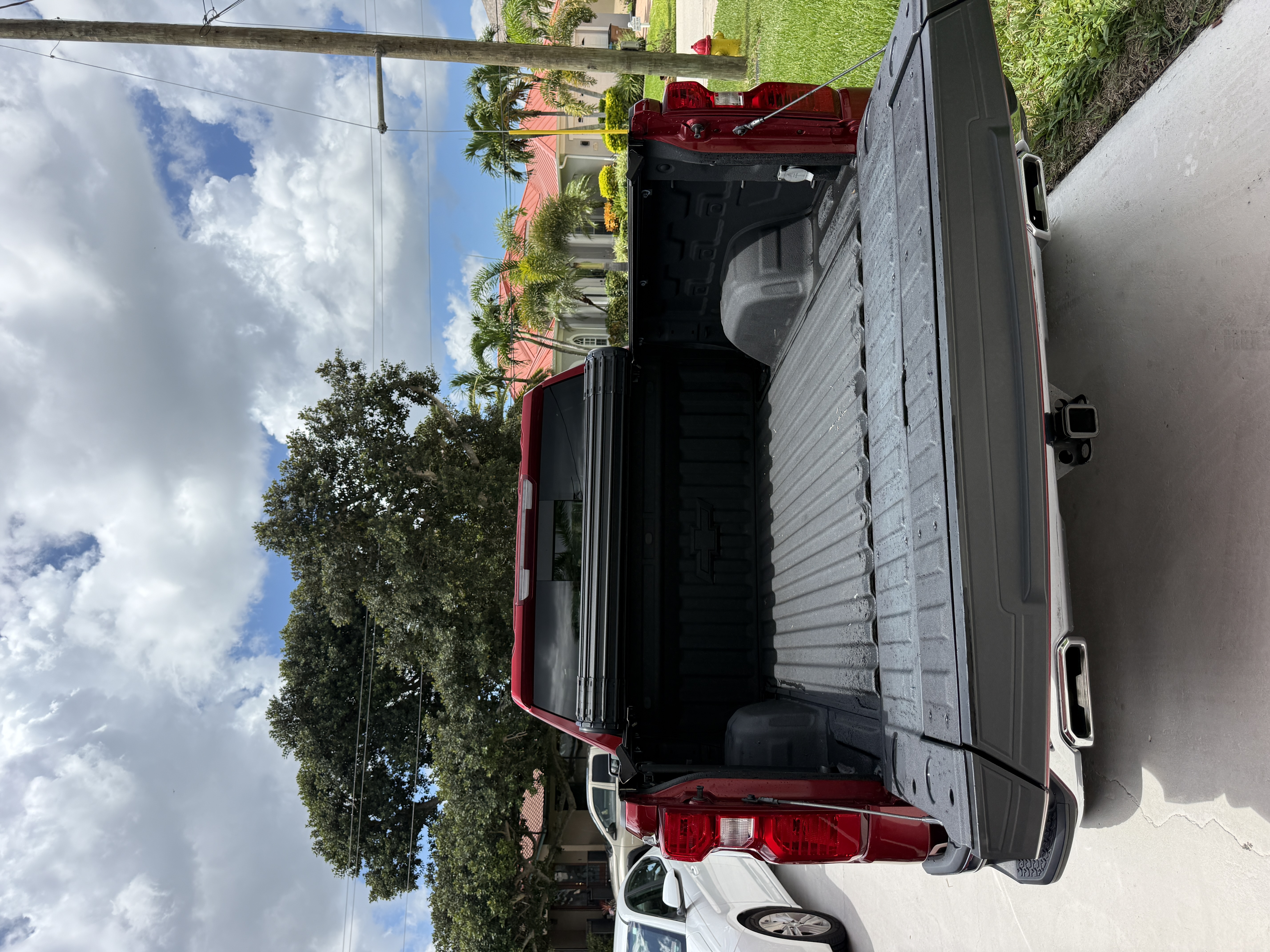 Used 2024 Chevrolet Silverado 1500 LT AWD/4WD image 16