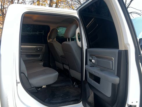 Used 2017 RAM 2500 SLT image 13