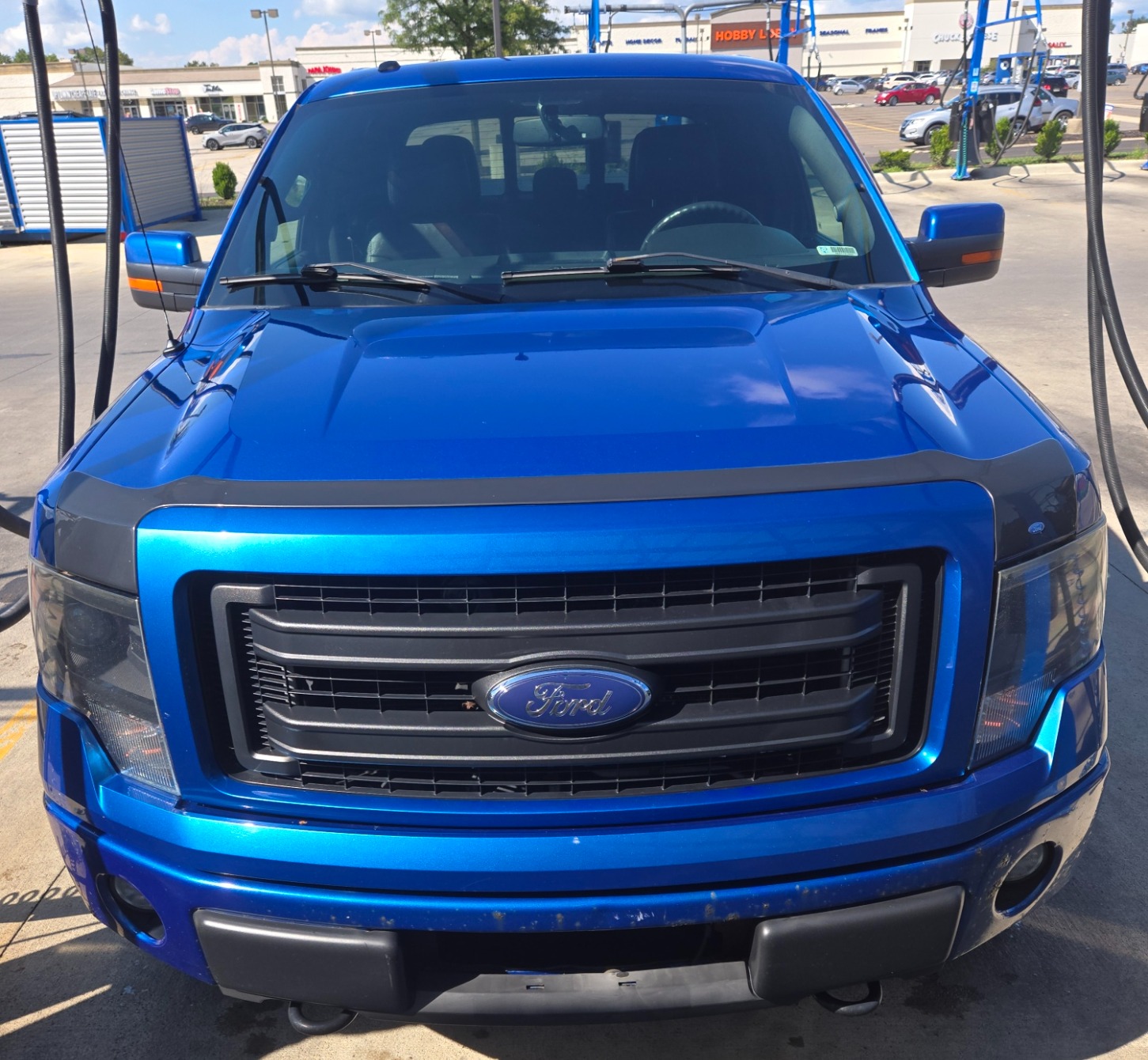 Used 2014 Ford F150 FX4 w/ Equipment Group 402A Luxury AWD/4WD image 1