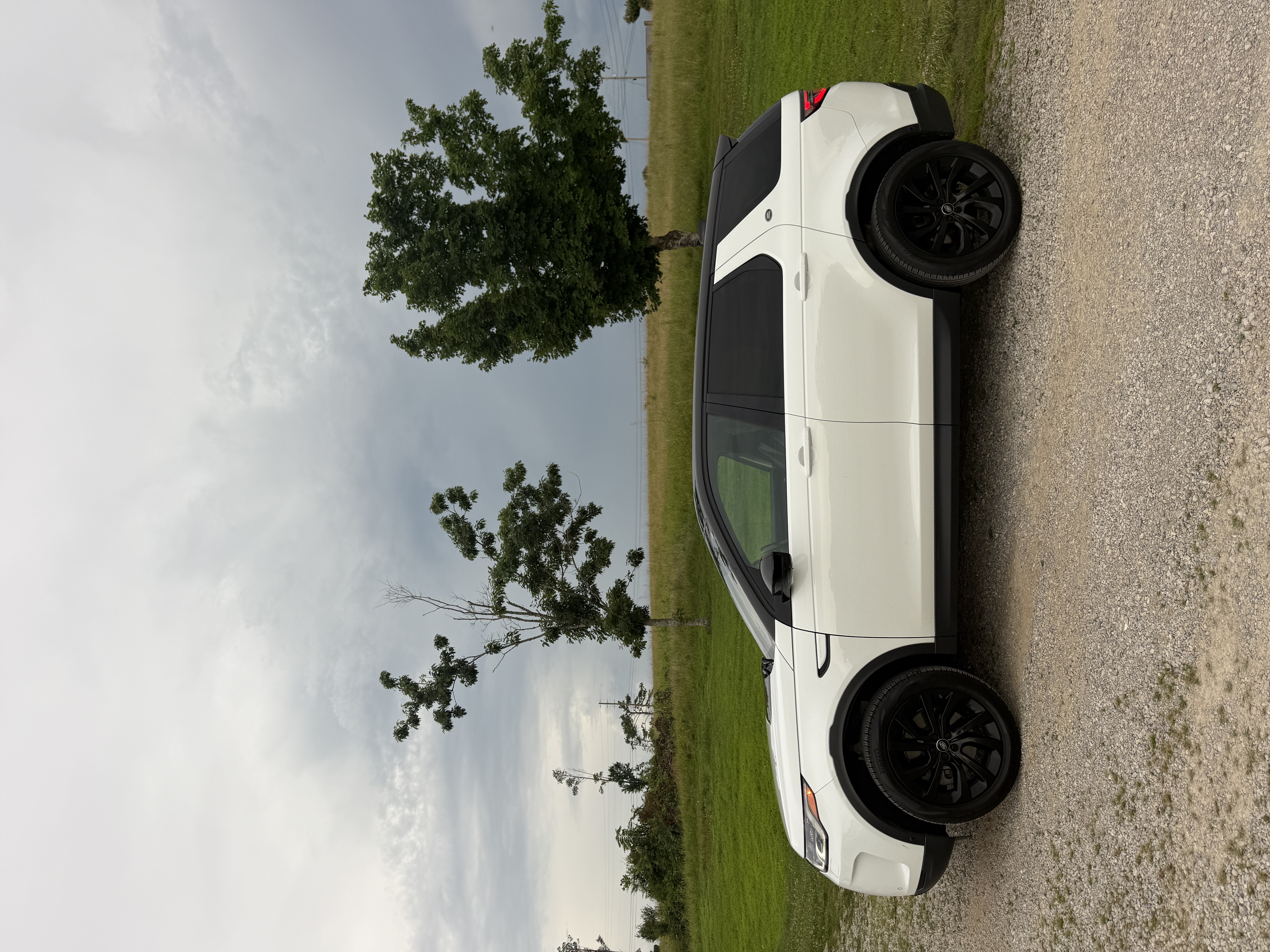 Used 2021 Land Rover Discovery Sport SE AWD/4WD image 5