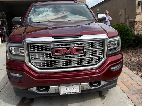 Used 2017 GMC Sierra 1500 Denali w/ Denali Ultimate Package image 10