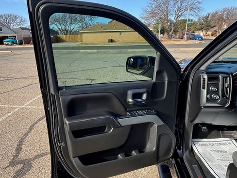 Used 2018 Chevrolet Silverado 1500 LT w/ Texas Edition image 30
