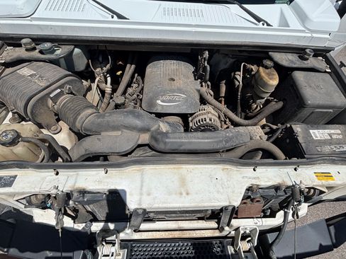 Used 2004 HUMMER H2 AWD/4WD image 11