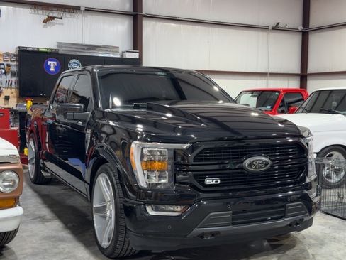Used 2021 Ford F150 XLT w/ Equipment Group 302A High AWD/4WD image 4