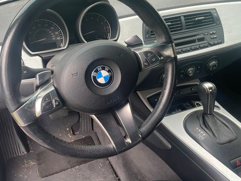 Used 2006 BMW Z4 3.0i RWD image 29