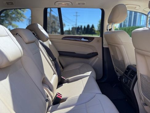 Used 2019 Mercedes-Benz GLS 450 4MATIC image 11