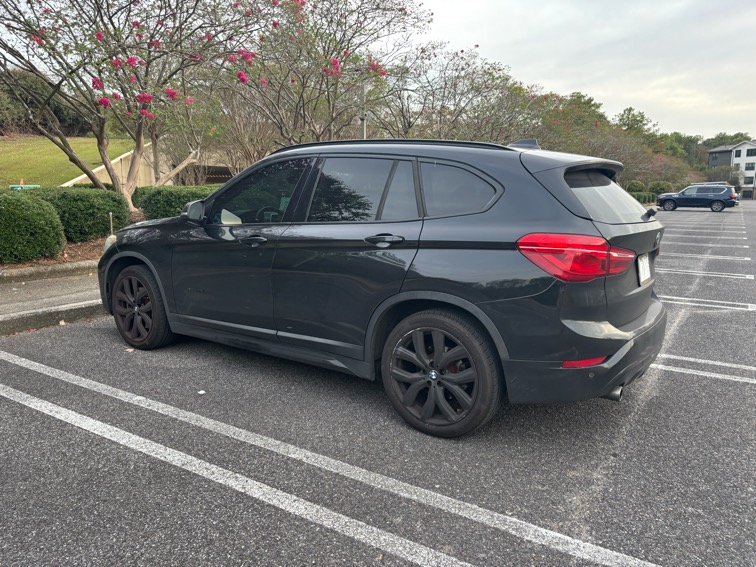 Used 2018 BMW X1 xDrive28i w/ Convenience Package AWD/4WD image 5