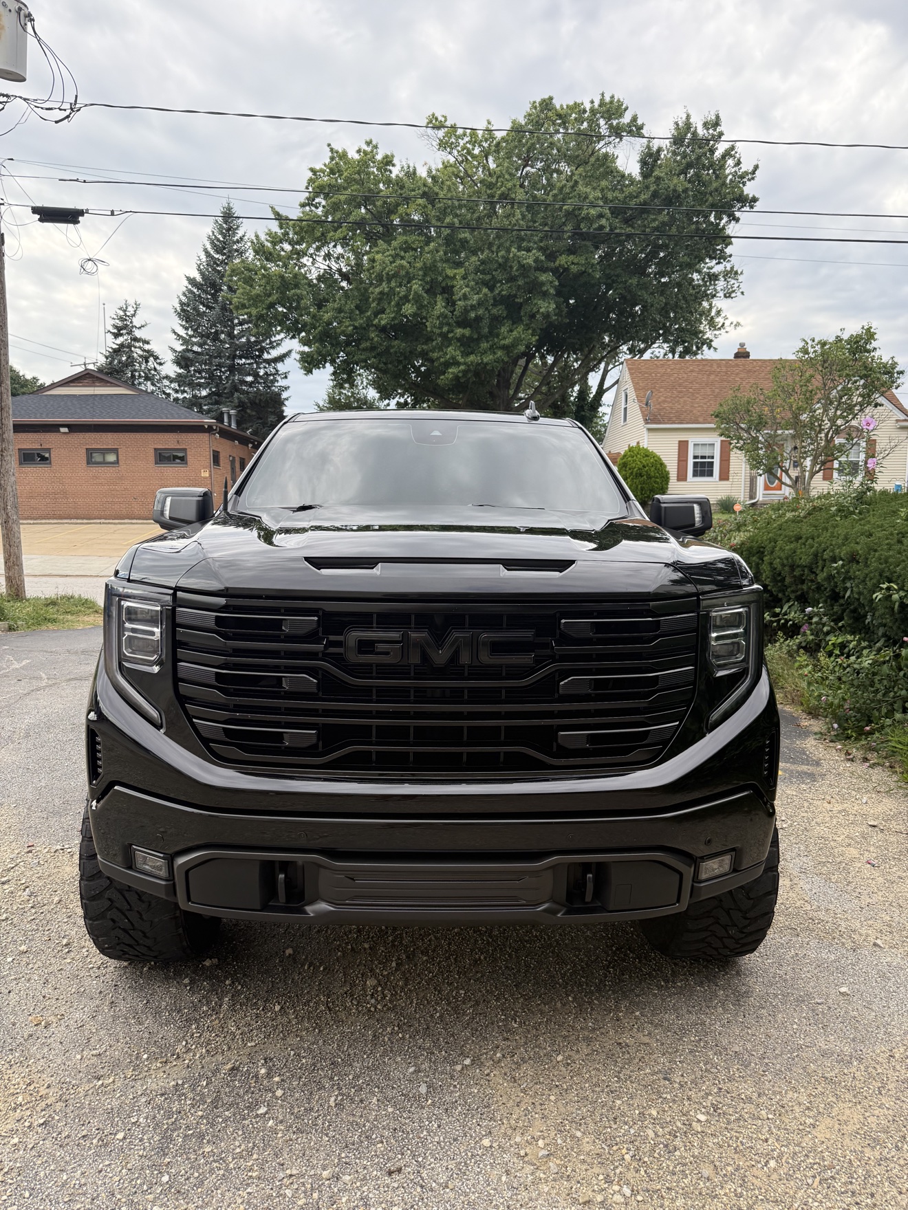 Used 2022 GMC Sierra 1500 SLT w/ SLT Convenience Package AWD/4WD image 5