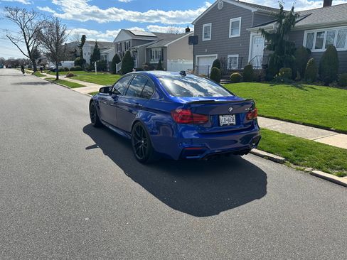 Used 2018 BMW M3 CS w/ Executive Package image 8