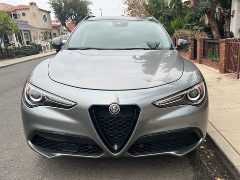 Used 2020 Alfa Romeo Stelvio Sport w/ Quick Order Package 22K Sport image 16