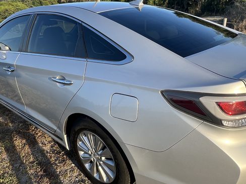 Used 2017 Hyundai Sonata SE FWD image 9