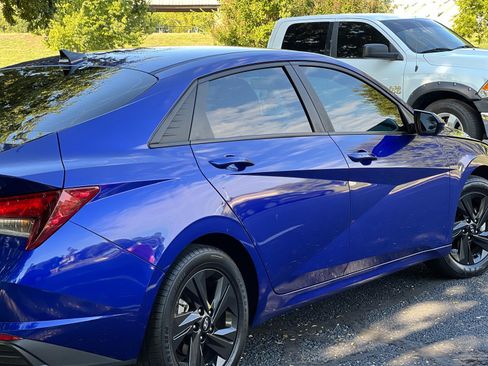 Used 2023 Hyundai Elantra SEL image 6