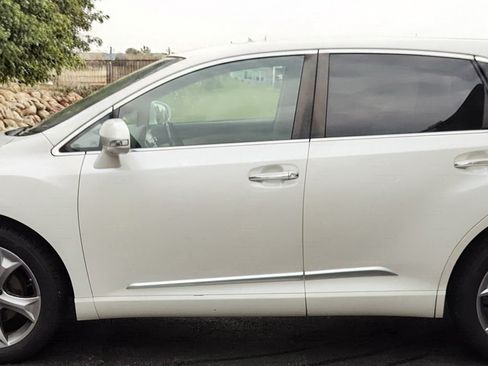 Used 2015 Toyota Venza XLE AWD/4WD image 2
