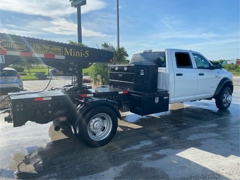 Used 2022 RAM 5500 Tradesman w/ Chrome Appearance Group image 12