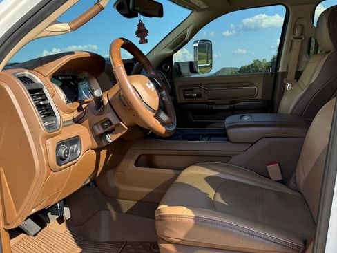 Used 2020 RAM 2500 Limited AWD/4WD image 6
