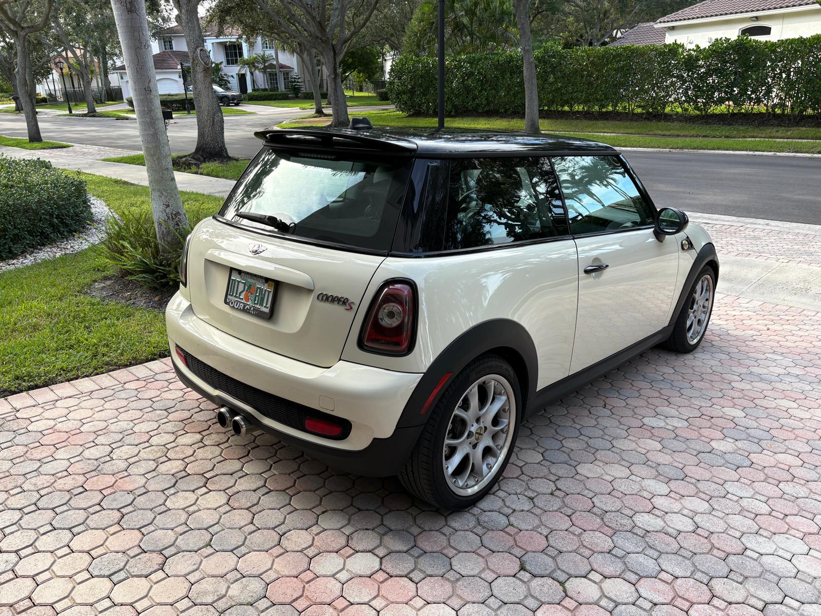Used 2009 MINI Cooper S FWD image 6