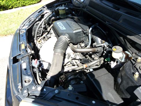 Used 2005 Toyota RAV4 2WD w/ "L" Pkg image 18
