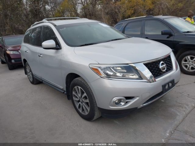 Used 2013 Nissan Pathfinder SL w/ Trailer Tow Pkg FWD image 1