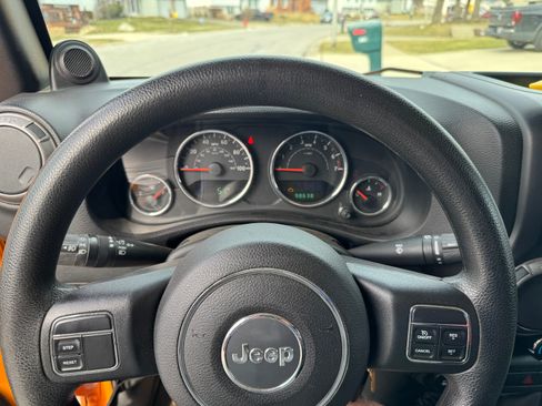 Used 2012 Jeep Wrangler Sport image 5