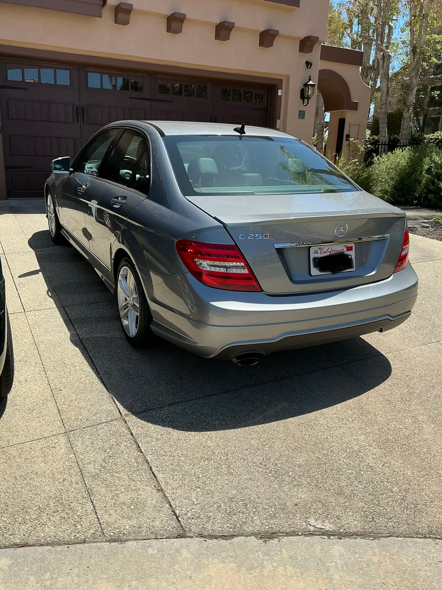 Used 2013 Mercedes-Benz C 250 Sedan image 1