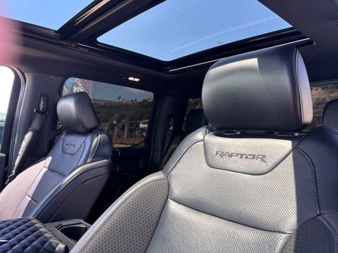 Used 2019 Ford F150 Raptor w/ Equipment Group 802A Luxury image 2