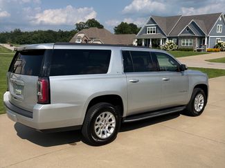 Used 2019 GMC Yukon XL SLT AWD/4WD video 1