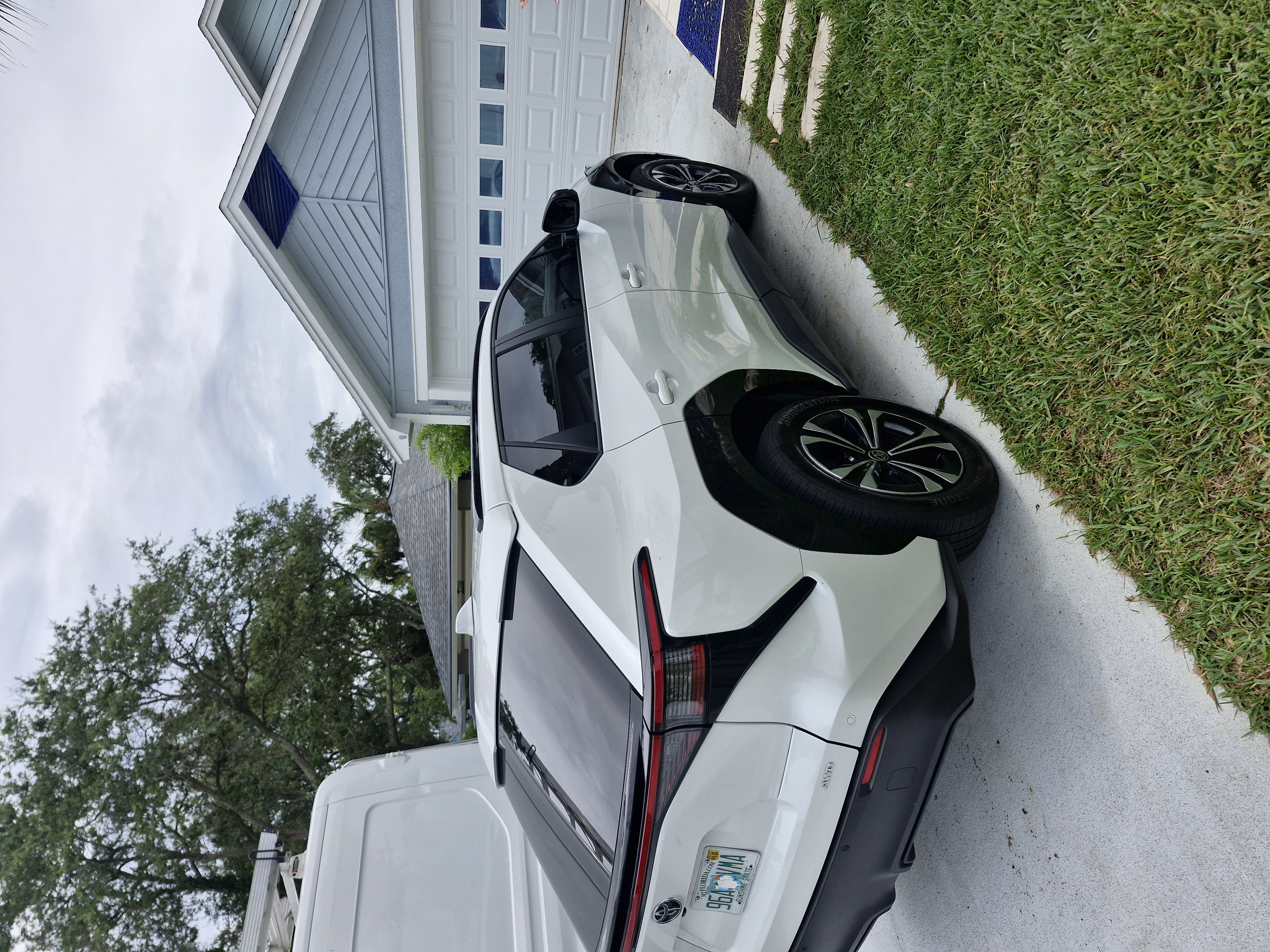 Used 2024 Toyota bZ4X AWD w/ Weather Package image 6