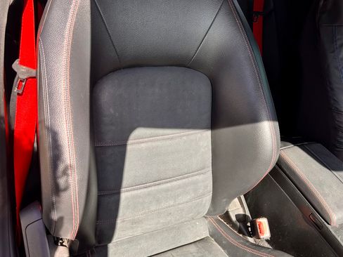 Used 2013 Mercedes-Benz C 250 Coupe image 8