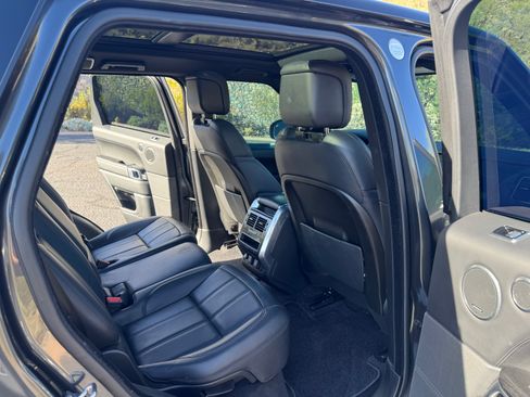 Used 2019 Land Rover Range Rover Sport Supercharged AWD/4WD image 15