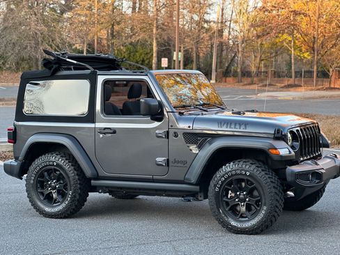 Used 2023 Jeep Wrangler Sport image 5