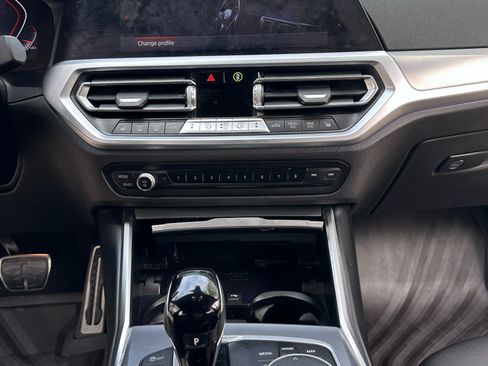 Used 2022 BMW 330i Sedan w/ M Sport Package RWD image 12