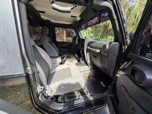Used 2008 Jeep Wrangler X image 8