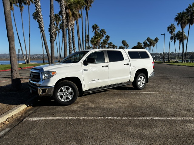 Used 2014 Toyota Tundra SR5 RWD image 1