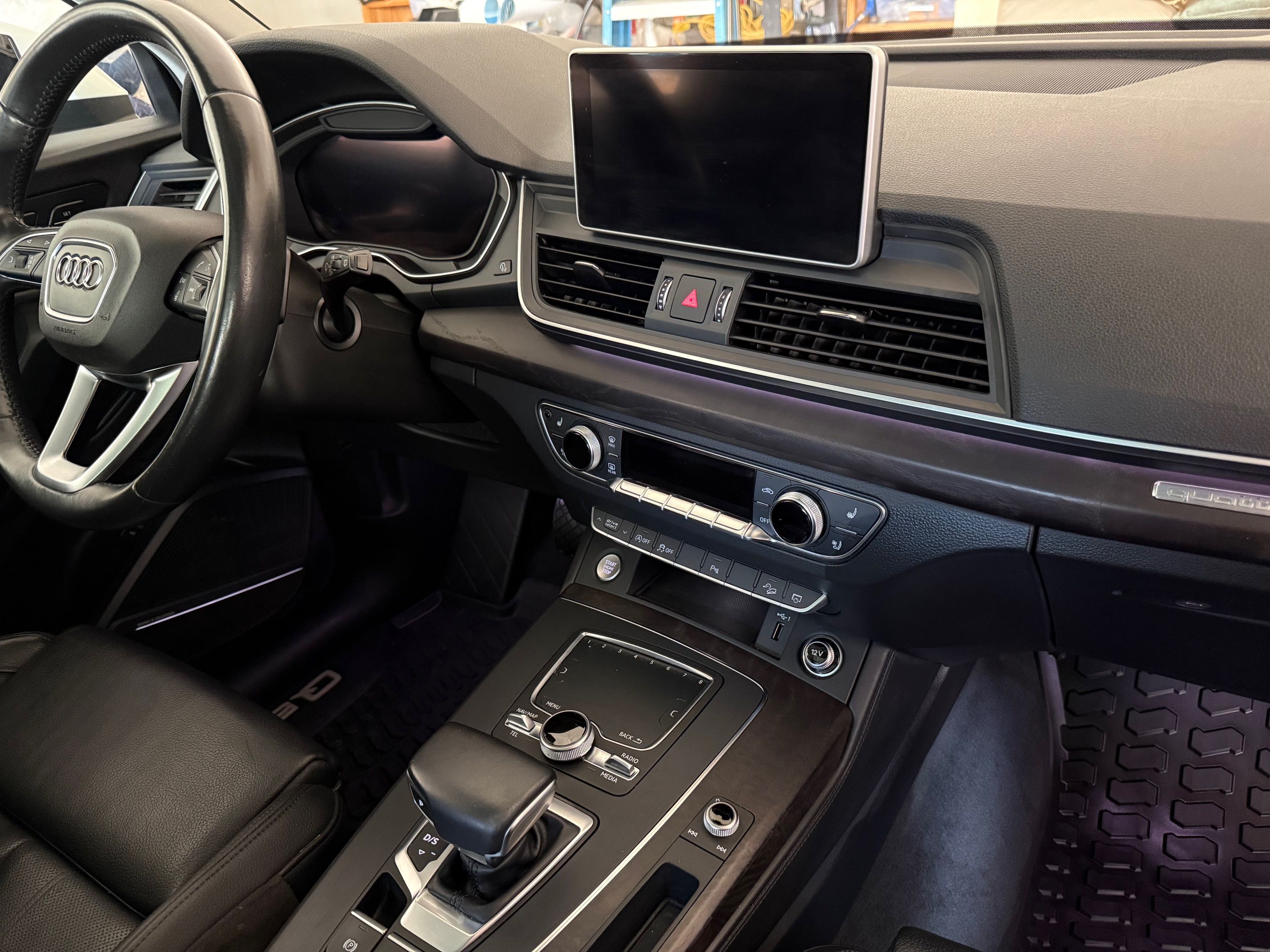 Used 2018 Audi Q5 Prestige w/ Prestige Package AWD/4WD image 21