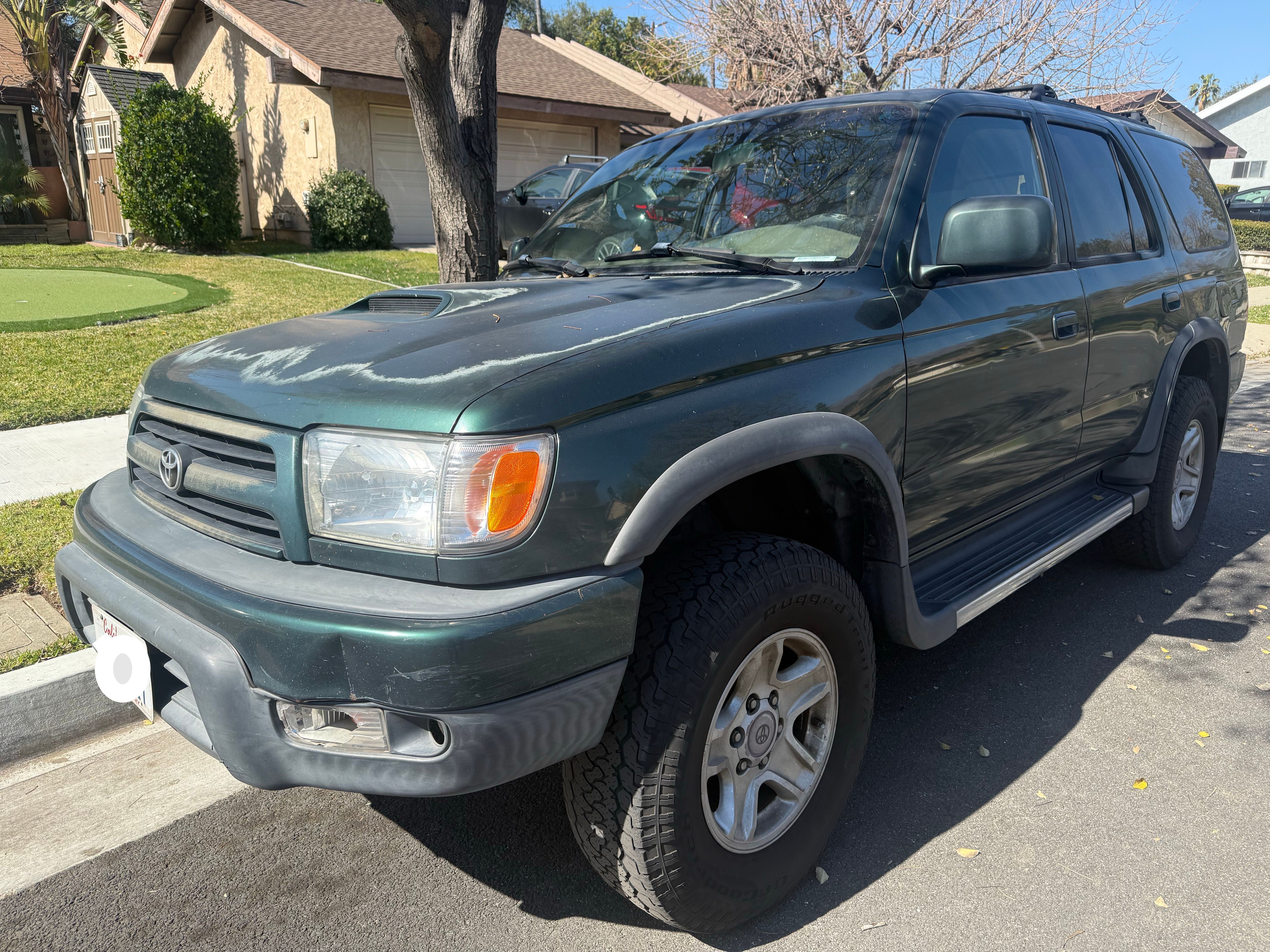 Used 1999 Toyota 4Runner SR5 w/ Upgrade Value Pkg 2 AWD/4WD image 9