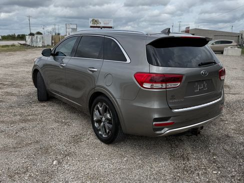 Used 2016 Kia Sorento SX image 6