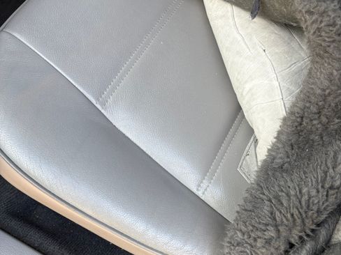 Used 2004 Ford Mustang Deluxe Convertible 2D image 4