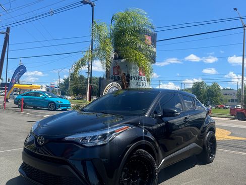 Used 2022 Toyota C-HR Nightshade image 1