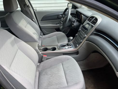 Used 2013 Chevrolet Malibu LS FWD image 16