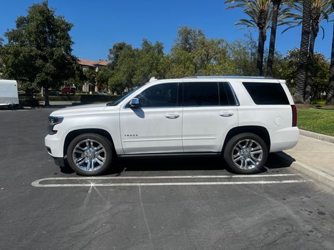 Used 2019 Chevrolet Tahoe Premier w/ Premier Plus Edition image 4