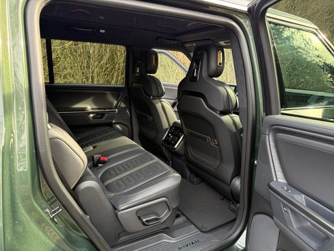 Used 2025 Rivian R1S Adventure image 12